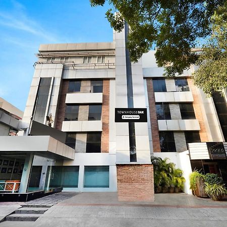 Super Townhouse Oak Kodambakkam Formerly Cine City Chennai Exterior photo