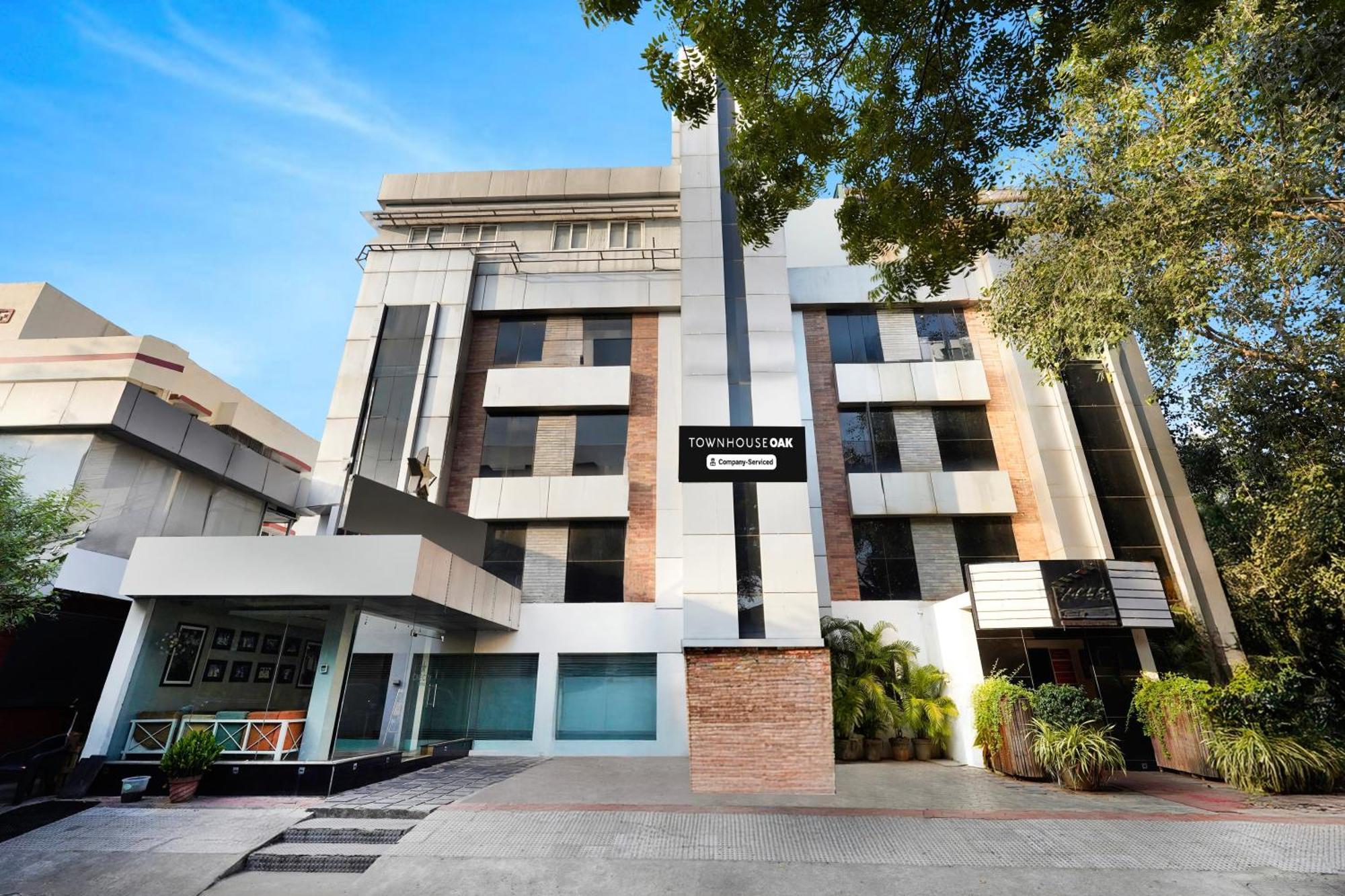 Super Townhouse Oak Kodambakkam Formerly Cine City Chennai Exterior photo